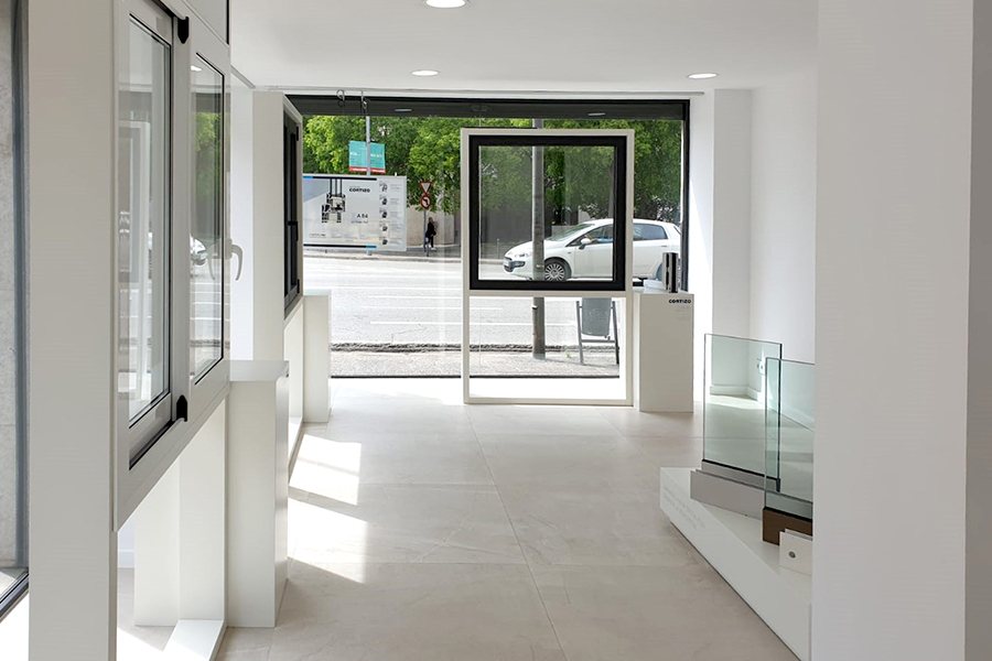 Alu-Store Girona - imagen 1 - janelas de alumínio e PVC Cortizo