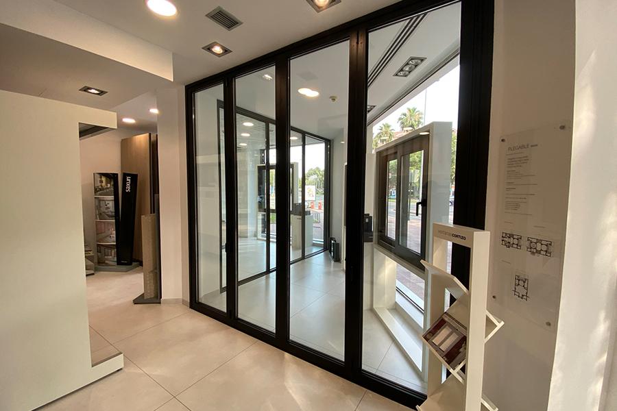 Showroom Costa Marín - janelas de alumínio e PVC Cortizo