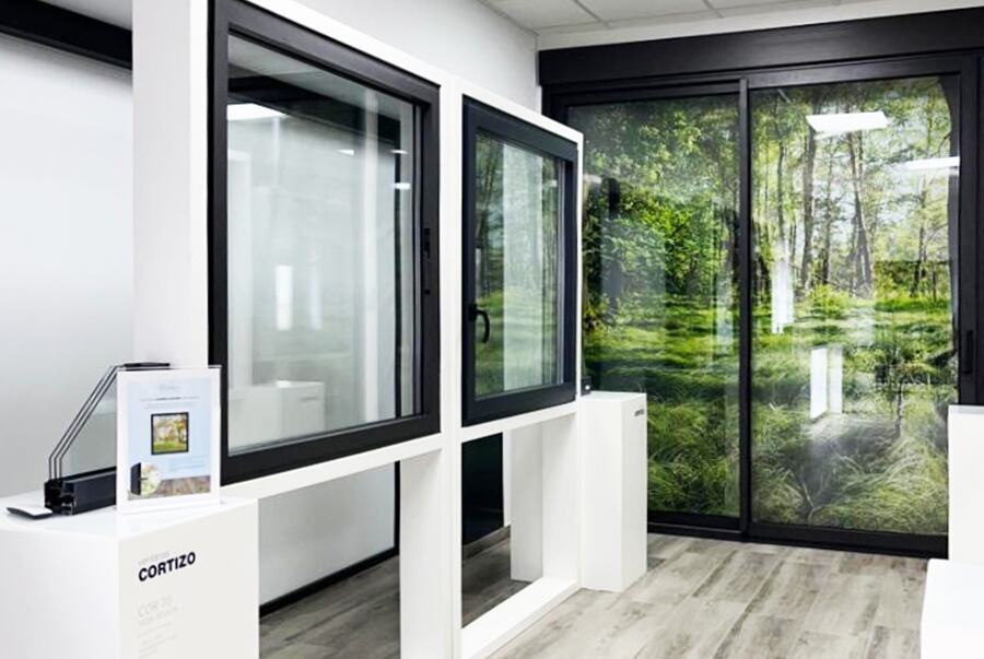 Showroom Ventanas Morala - janelas de alumínio e PVC Cortizo