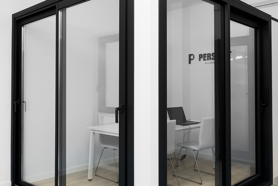 Persitot - imagen 1 - janelas de alumínio e PVC Cortizo