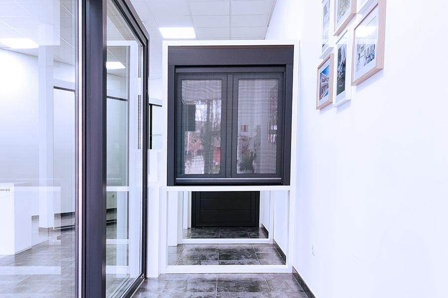 Somos la Ventana Poio - imagen 1 - janelas de alumínio e PVC Cortizo