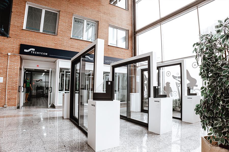 Showroom Tecnycom Boadilla - janelas de alumínio e PVC Cortizo