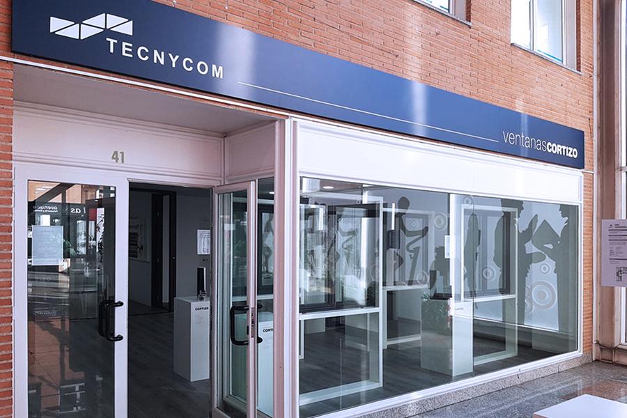 Tecnycom Boadilla - janelas de alumínio e PVC Cortizo