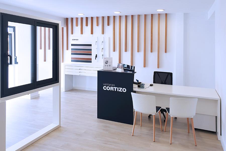Showroom Verd Neix - janelas de alumínio e PVC Cortizo
